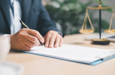 Employment contracts in France: a well-structured legal framework for employers