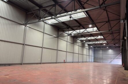 1,000 m² commercial space in the Marcel Doret Industrial Park, Calais